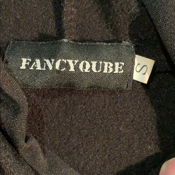 🌸Checkered crop top - Picture 3 of 3